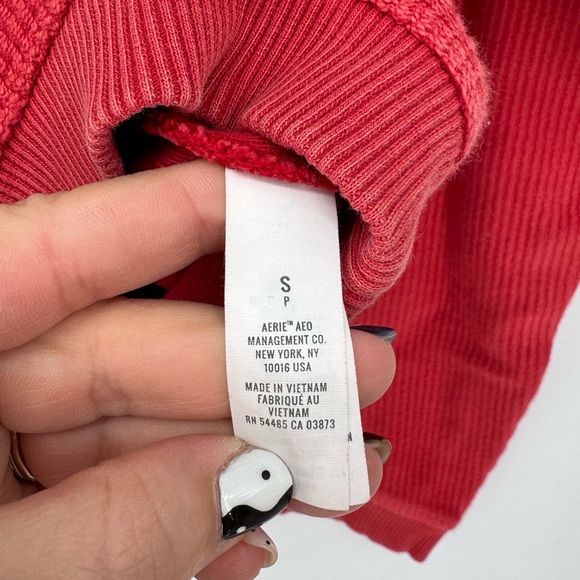 Aerie Red Ribbed Hooded Sweatshirt size Small - Picture 5 of 6